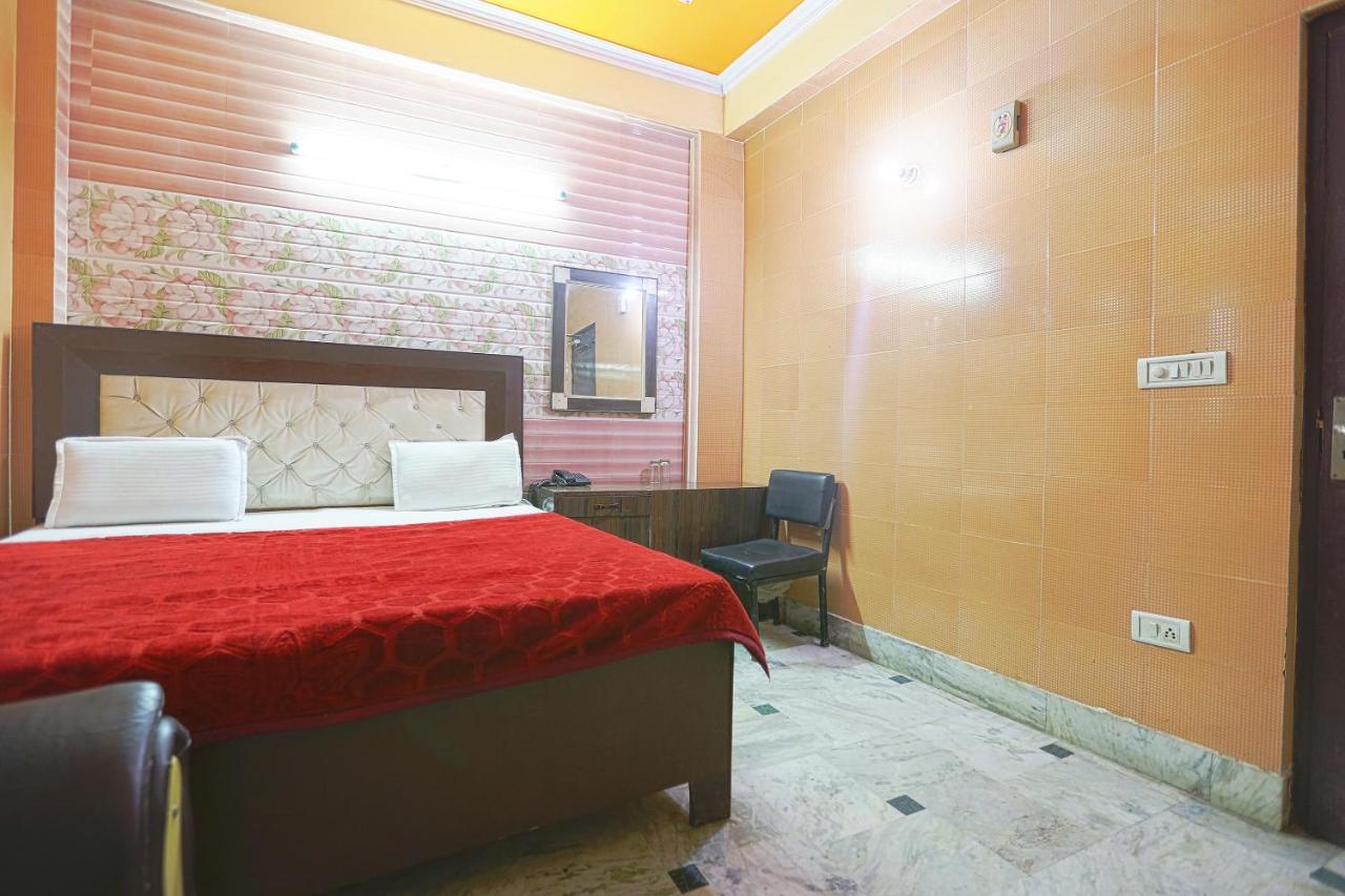 Spot On 43436 Hotel Mannat Spot Moradabad Luaran gambar